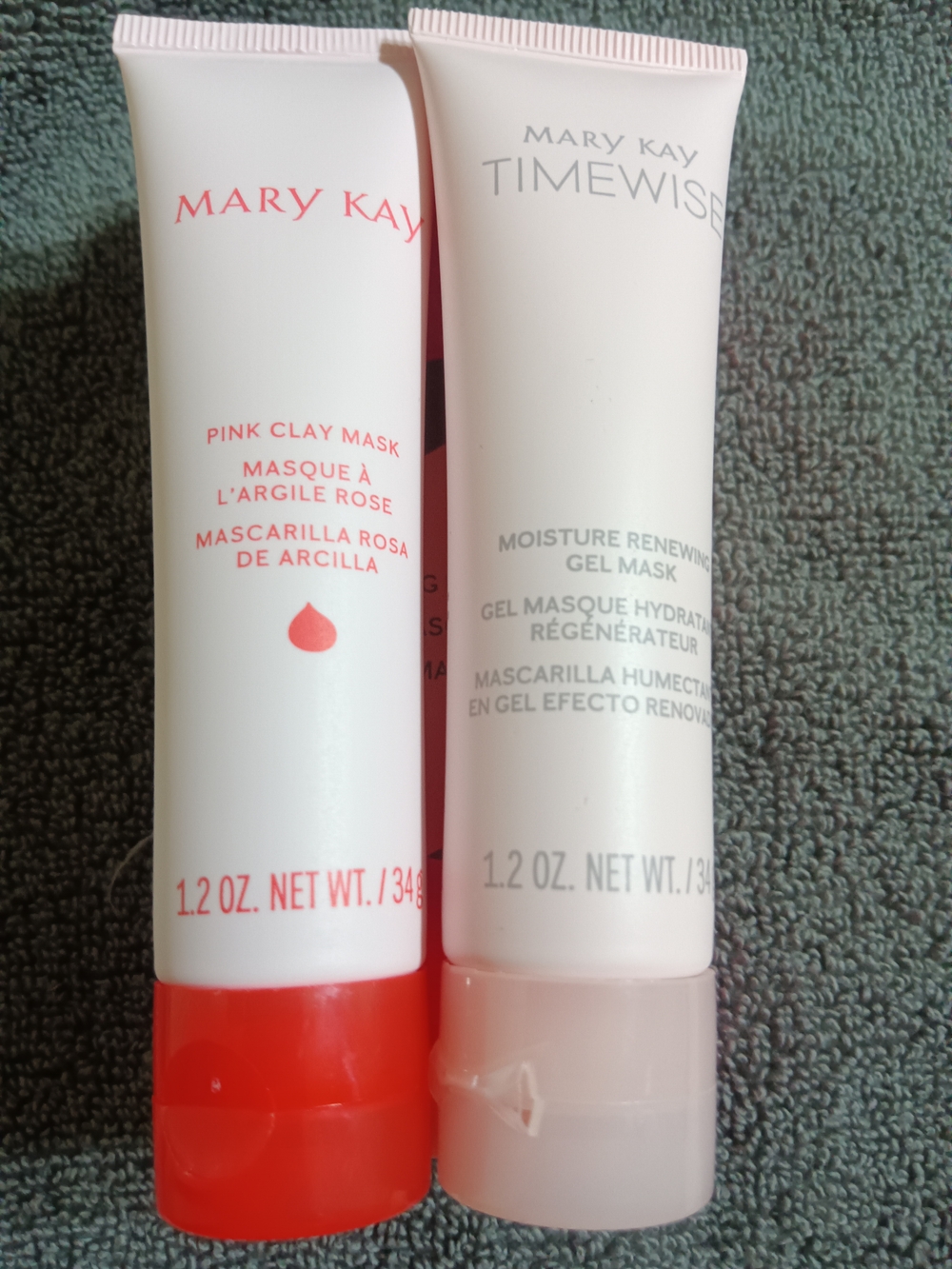 Mary Kay Pink Clay & TimeWise Moisture Renewing Gel Mask Duo - White & Pink